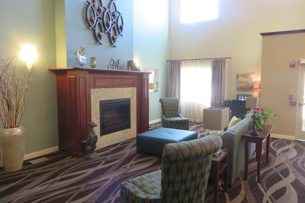 Comfort Inn & Suites - Chisago City Bagian luar foto